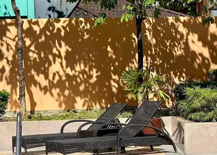 Apartment Venice Luxe Escape - Type, 2 Beds- Pool, Netflix, Canal Mall Access For 3 Guests Only Manila